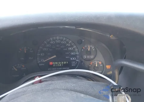 2002 Chevrolet Express z USA, uszkodzony, nr VIN 1GCFG25M121116155